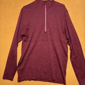 Men's Lululemon Performance Quarter Zip Pullover 
Size Medium